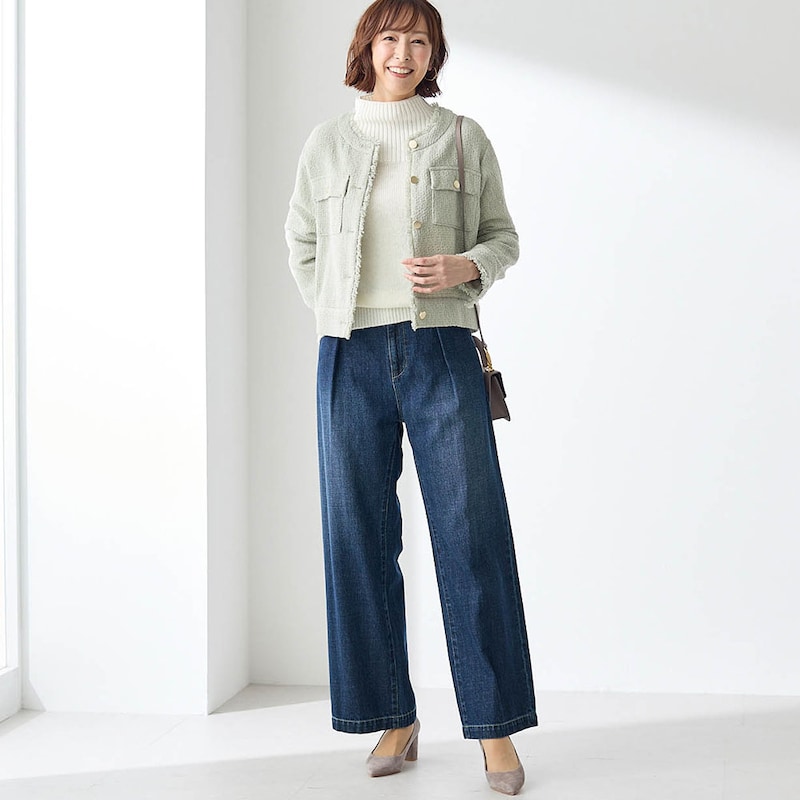 モデル身長169cm／M ※写真は撮影用のため股下+6cmになります。