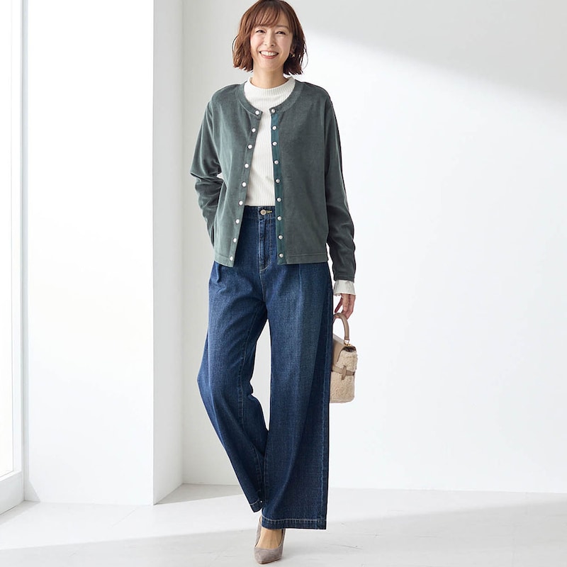 モデル身長169cm／M ※写真は撮影用のため股下+6cmになります。