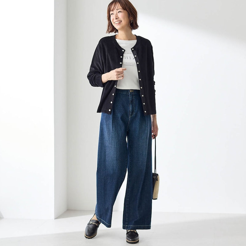 モデル身長169cm／M ※写真は撮影用のため股下+6cmになります。