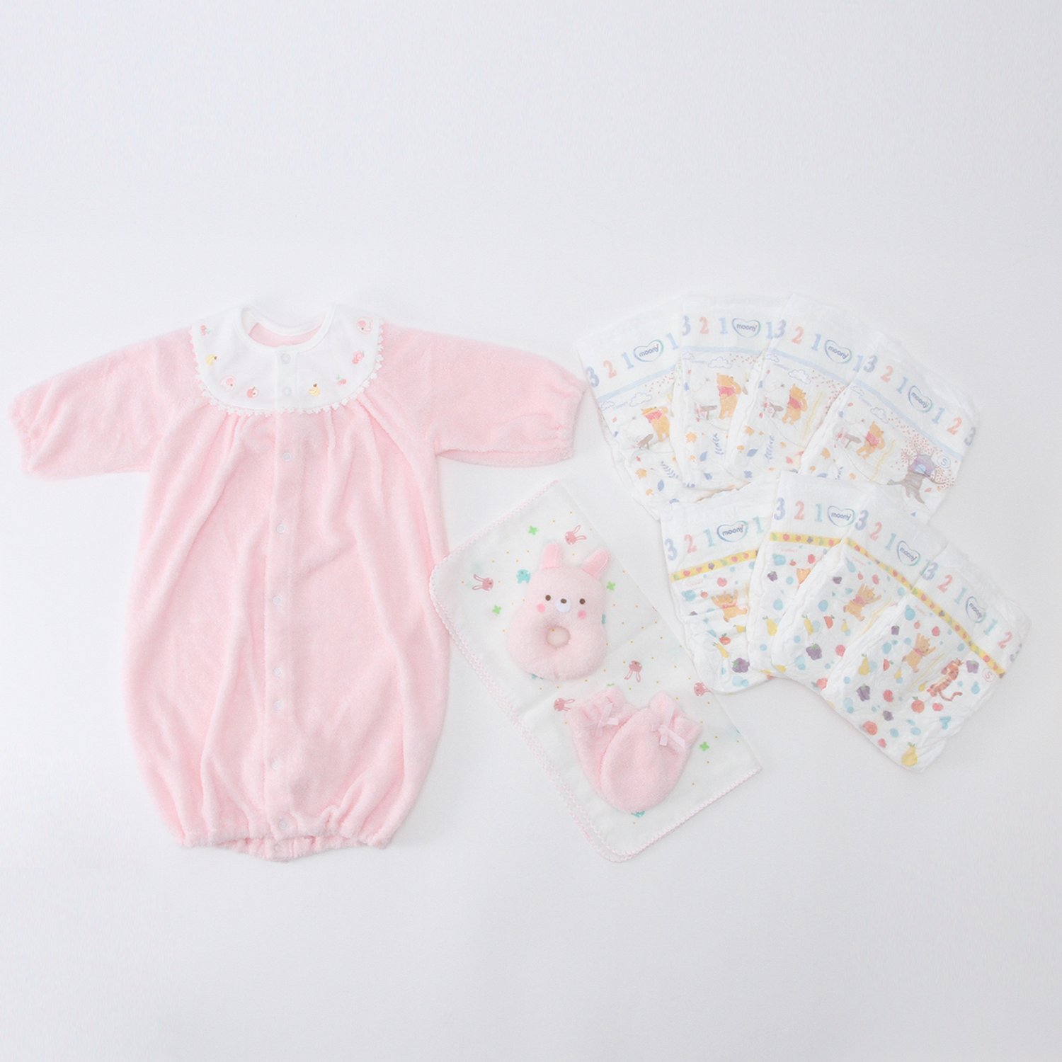 【出産祝いに】ベビー服&雑貨ギフト4点セット(紙おむつ8枚付き)(OP-mini) 【出産祝いに】ベビー服&雑貨ギフト4点セット(紙おむつ8枚付き)(OP-mini)