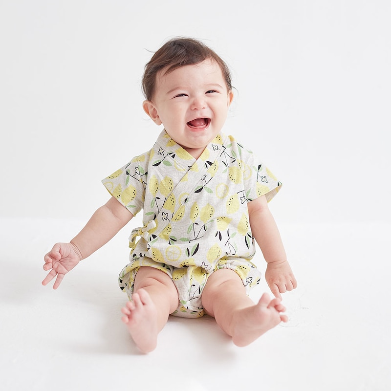 オートミールレモン／モデル身長66㎝・70サイズ着用