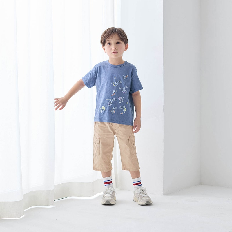 ベージュ／モデル身長112cm・サイズ110