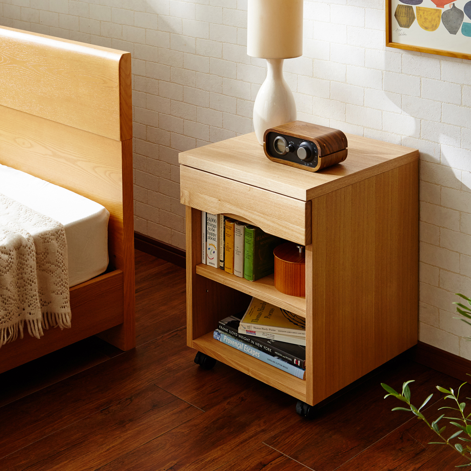 タモ材のベッドサイドワゴン 通販のベルメゾンネット タモ材のベッドサイドワゴン 通販のベルメゾンネット
