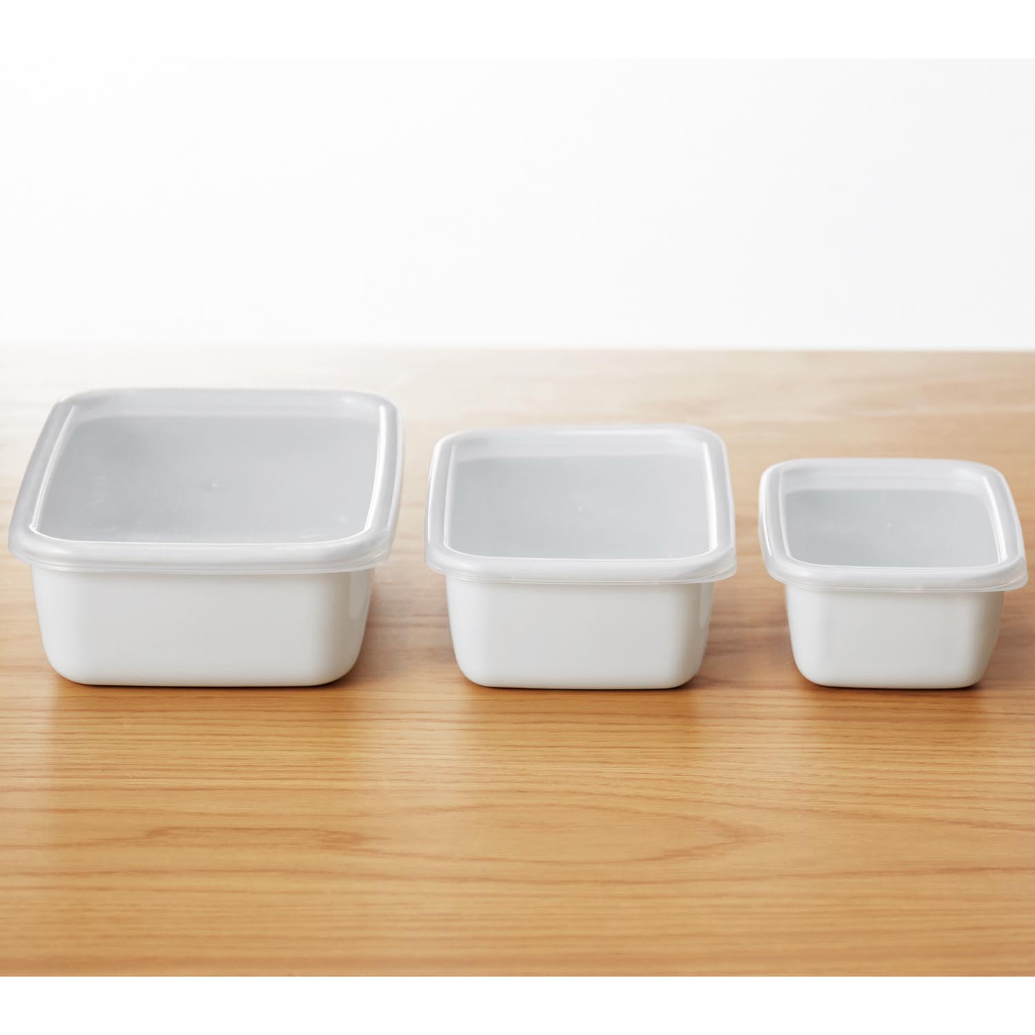 【野田琺瑯】蓋付きホーロー保存容器