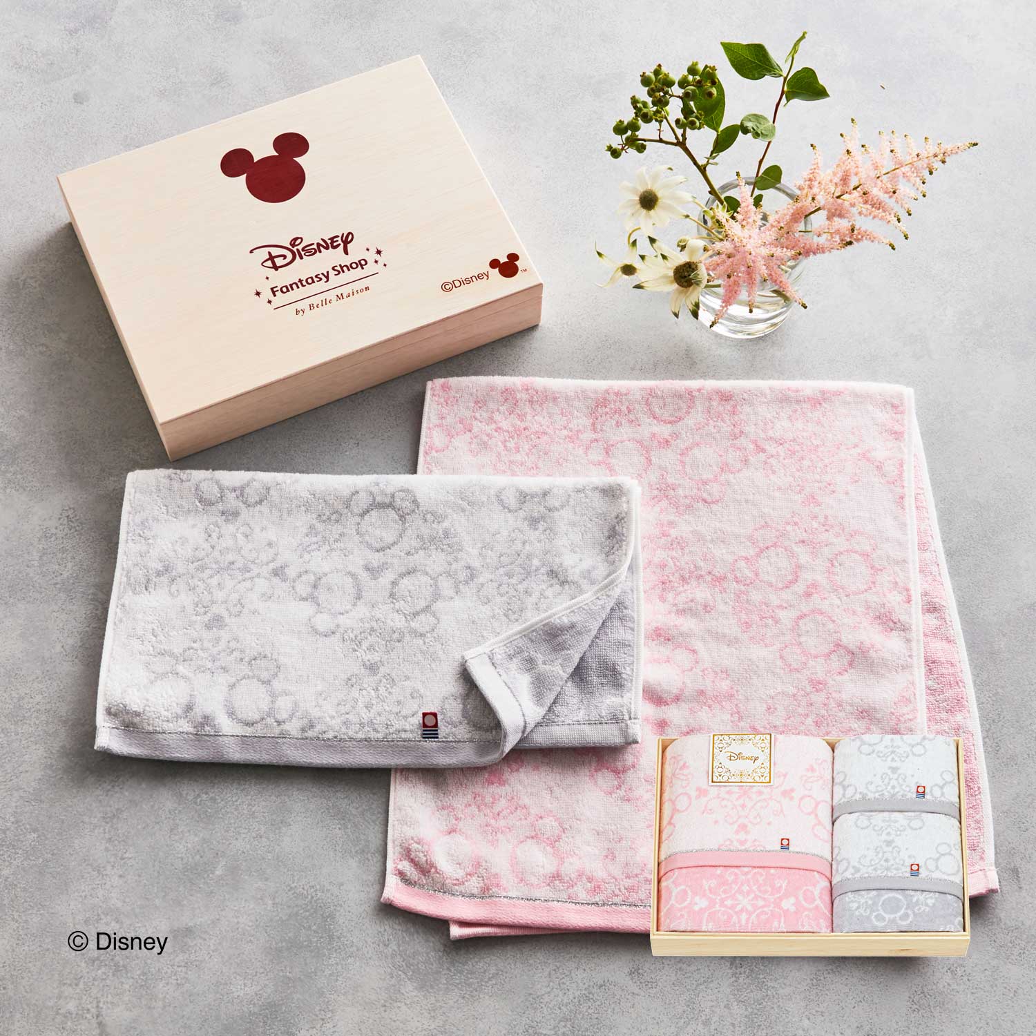 木箱入り今治タオル3枚セット「ミッキーモチーフ」(ディズニー/Disney) 木箱入り今治タオル3枚セット「ミッキーモチーフ」(ディズニー/Disney)