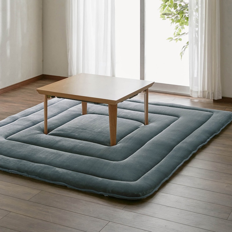 グレー／約230×230cm