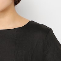 すっきり見えのボートネック（サイド）
