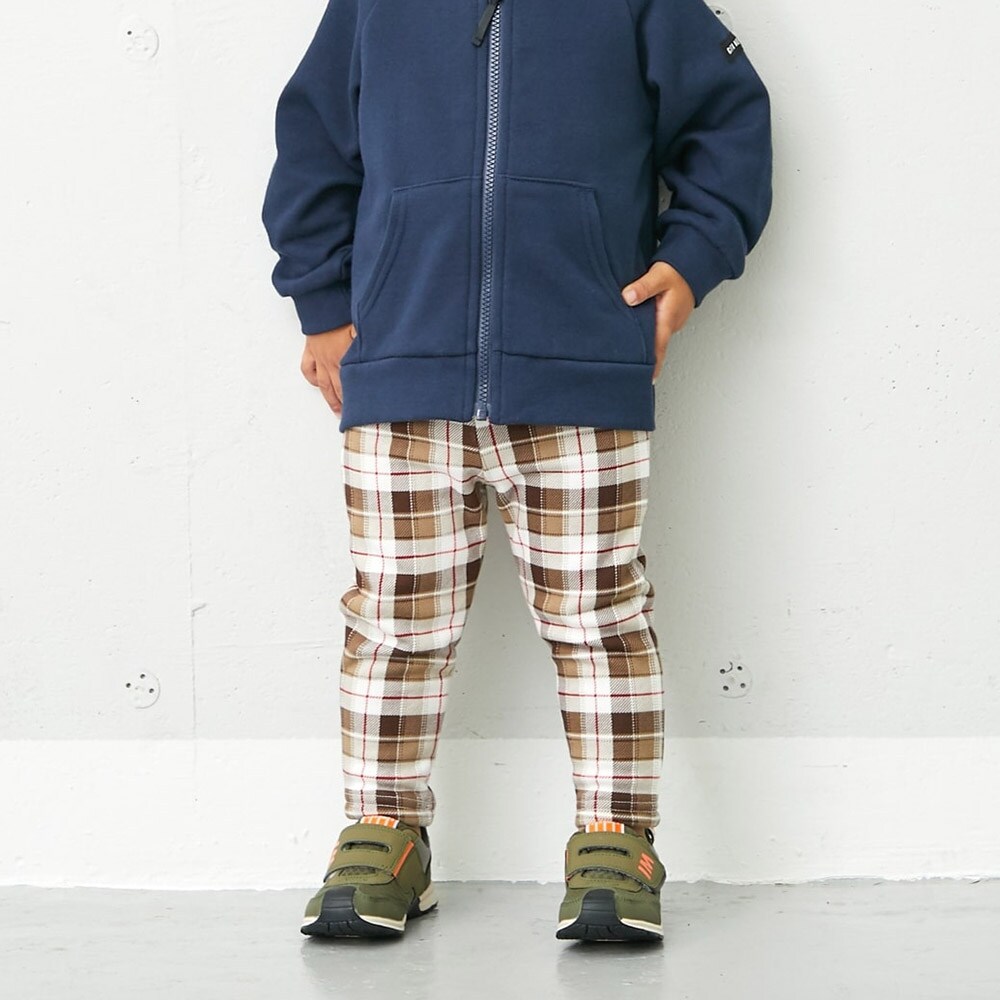 ベージュチェック／モデル身長92cm・90サイズ着用
