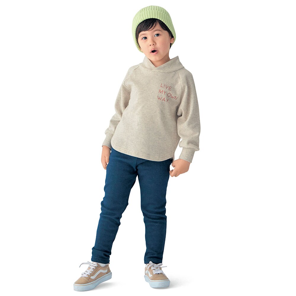 ネイビー（デニム風ニット）／モデル身長110cm・サイズ110