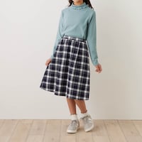 スモーキーブルー／モデル身長153cm・150サイズ着用