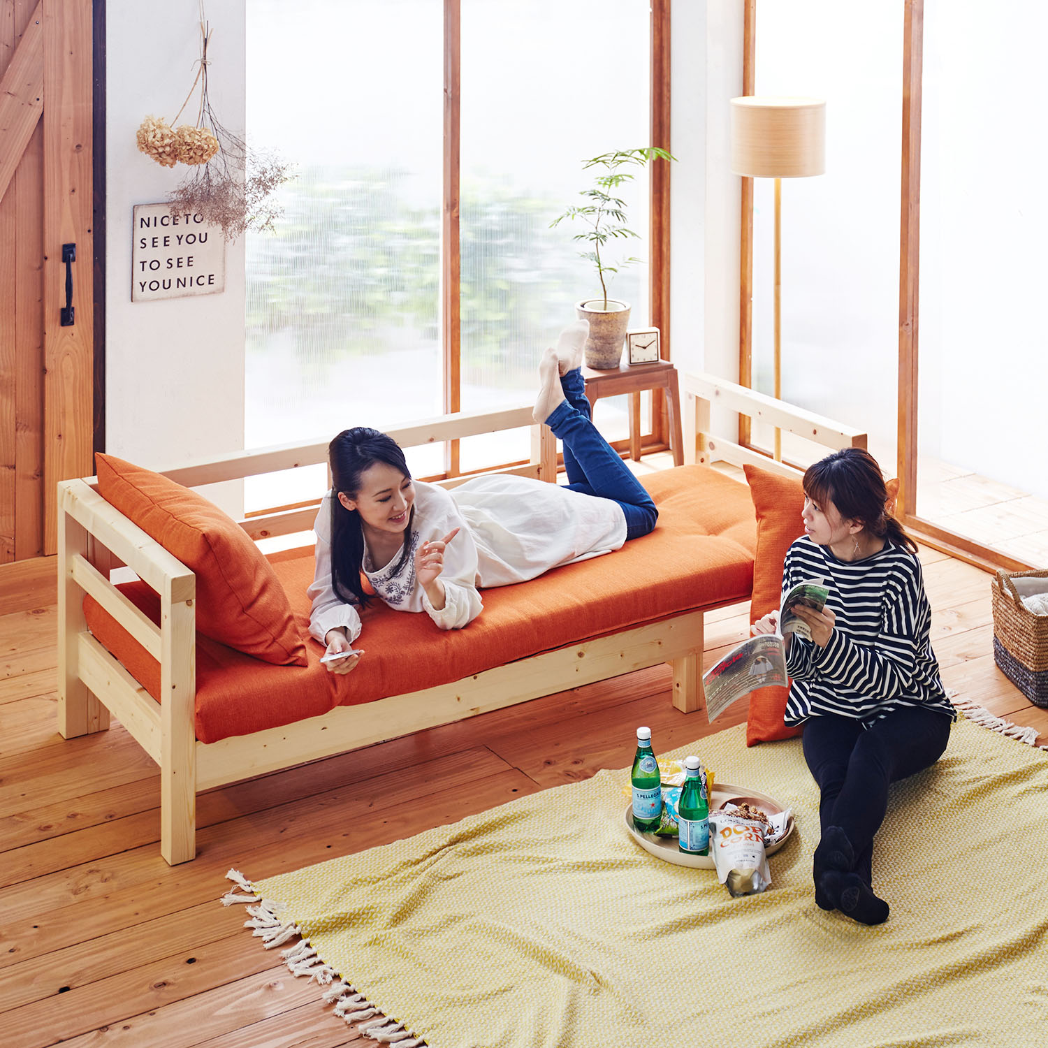 【ベルメゾン】パイン材の伸長式ソファーベッド [床面すのこベッドタイプ]