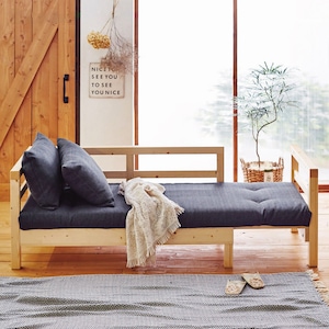 【ベルメゾン】パイン材の伸長式ソファーベッド [床面すのこベッドタイプ]