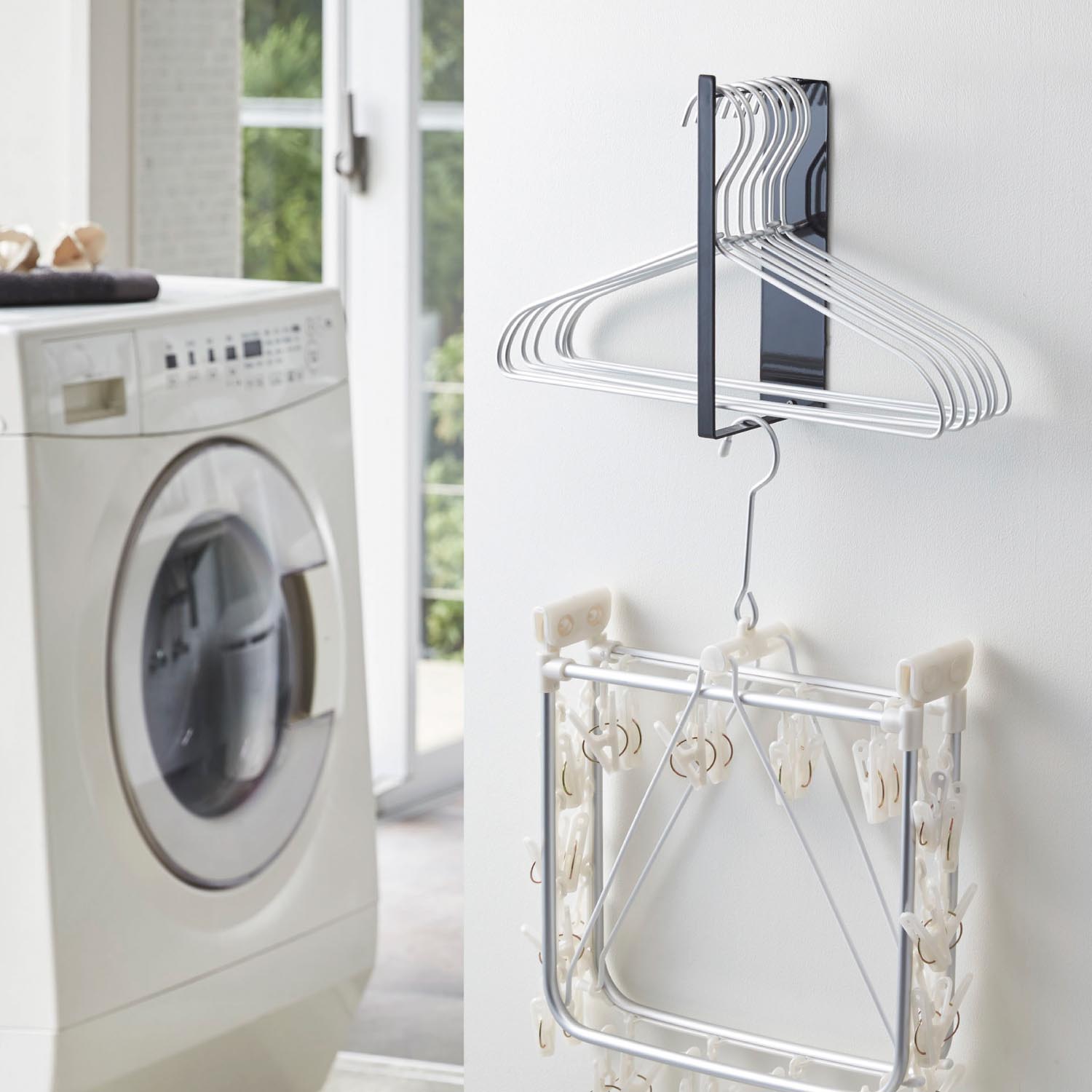 【タワー/tower】マグネットで取り付けられる洗濯ハンガー収納フック 【タワー/tower】マグネットで取り付けられる洗濯ハンガー収納フック