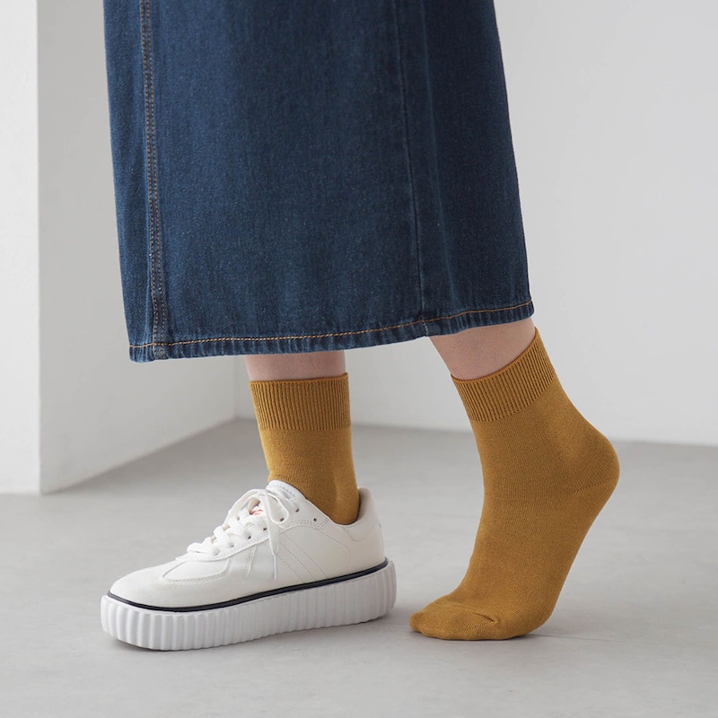 トレンド感を備えたクルー丈