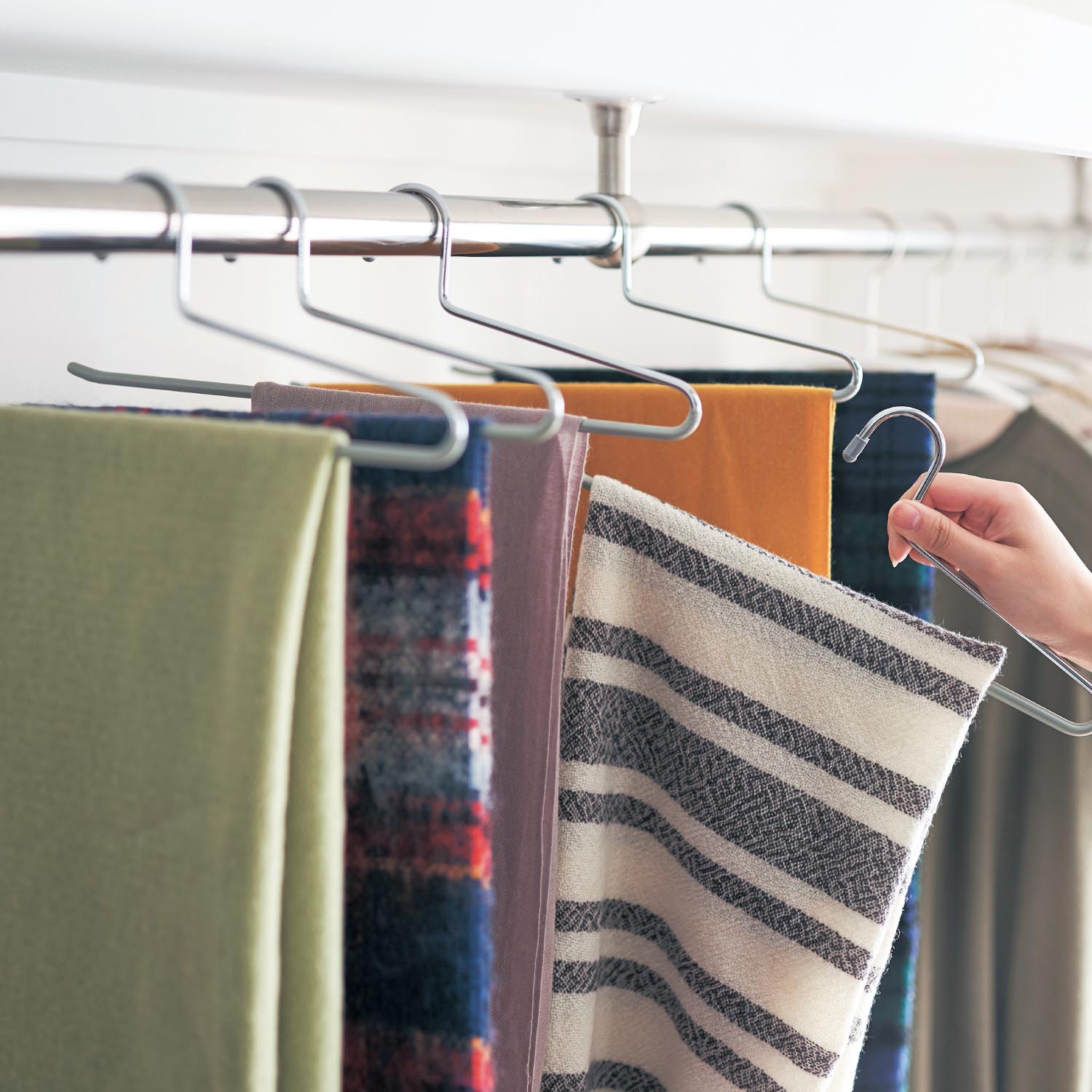 【ベルメゾン】スラックス用すべりにくいノンスリップハンガー6本セット 【ベルメゾン】スラックス用すべりにくいノンスリップハンガー6本セット