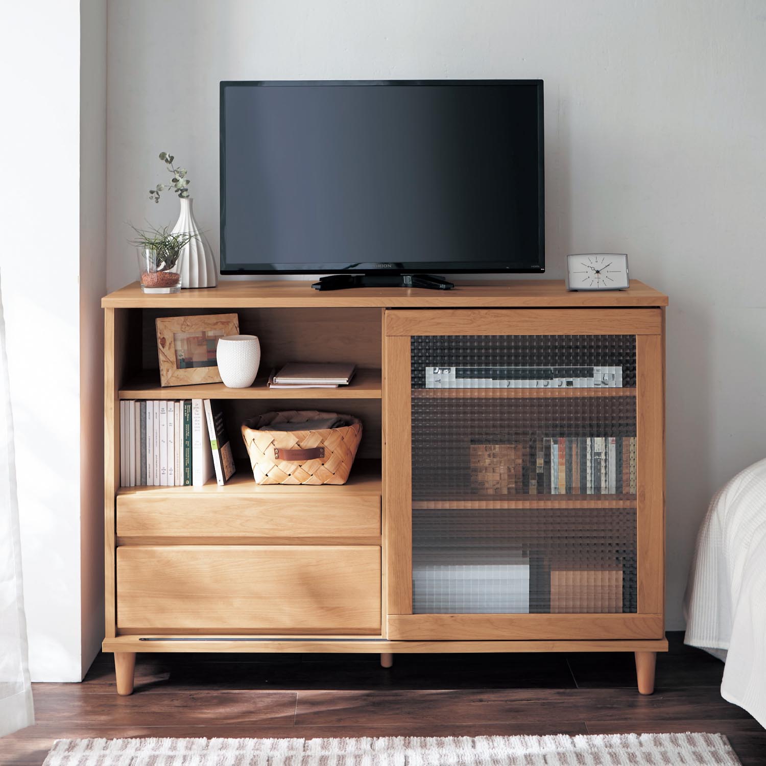 【ベルメゾン】アルダー材のハイタイプテレビ台