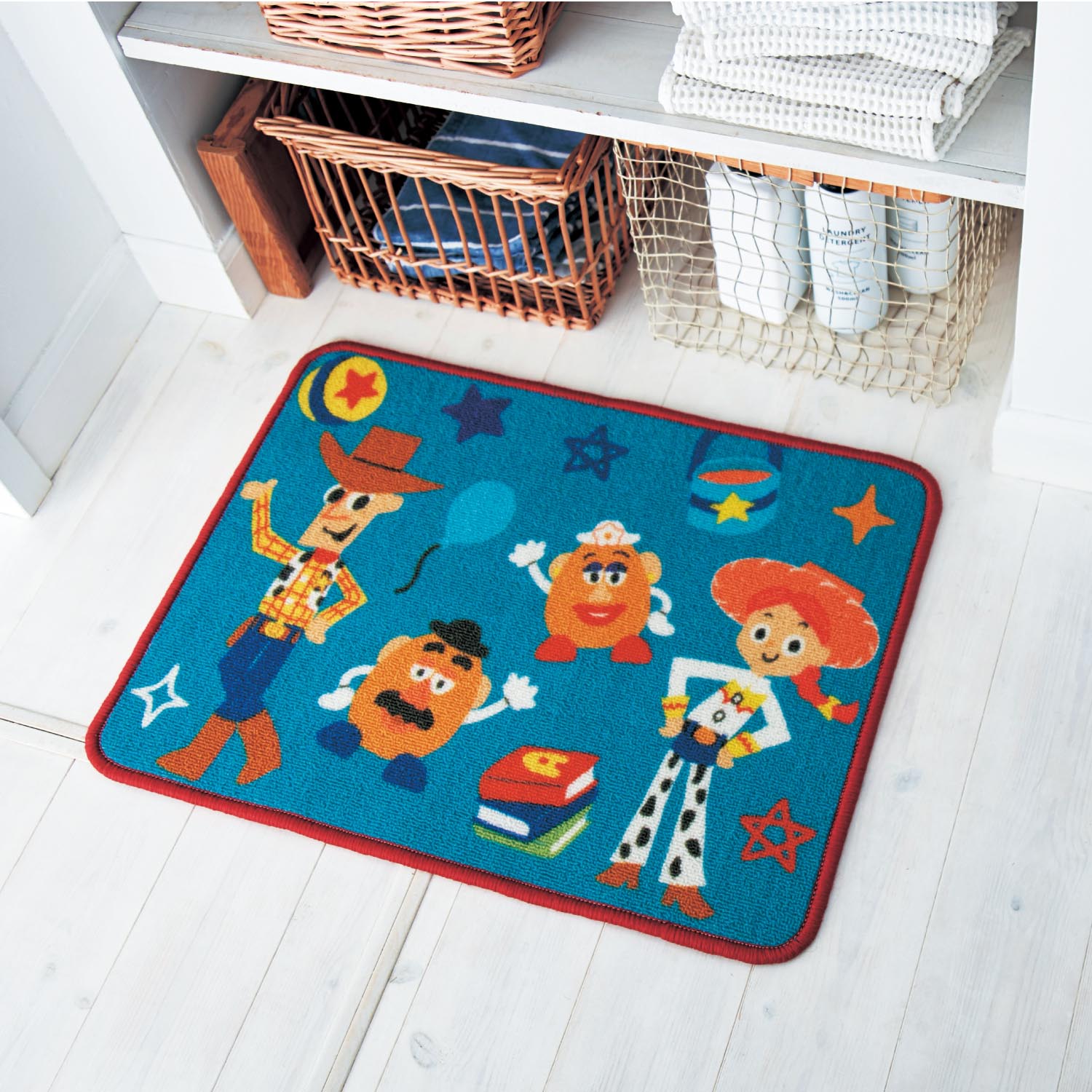 洗面台前マット バスマット 選べるキャラクター ディズニー Disney 通販のベルメゾンネット 洗面台前マット バスマット 選べるキャラクター ディズニー Disney 通販のベルメゾンネット