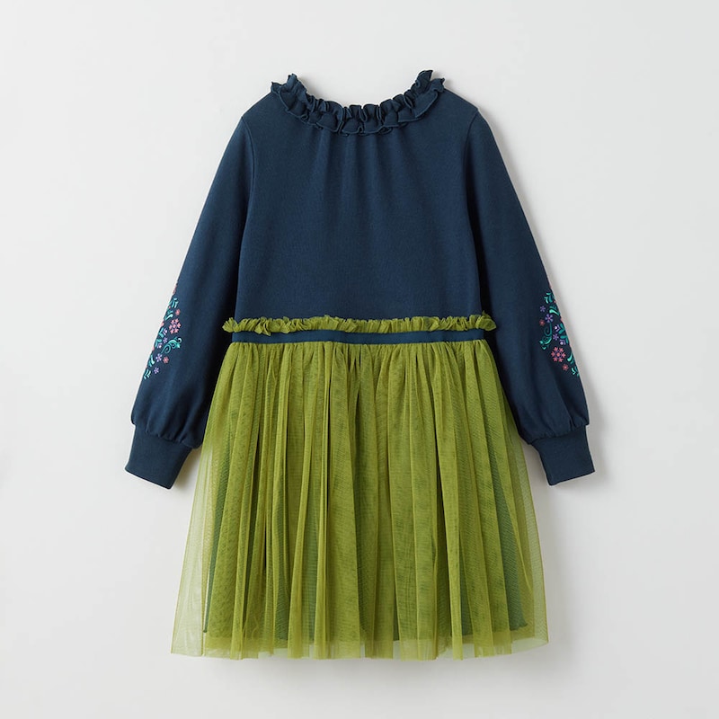 アナ（バックスタイル）