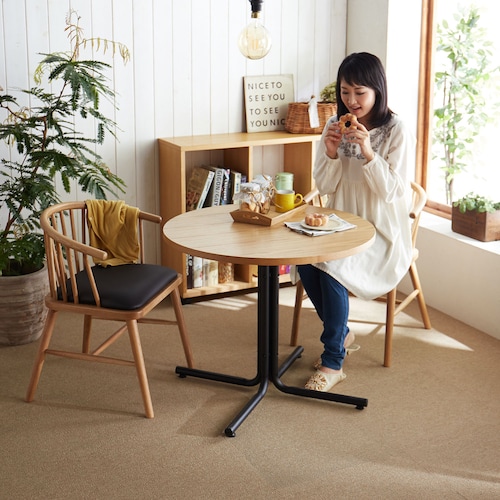 低めが落ち着く円形カフェテーブル ＜2人用＞