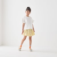オフホワイト／モデル身長130cm・サイズ130