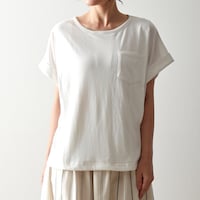 モデル身長164cm・Mサイズ着用