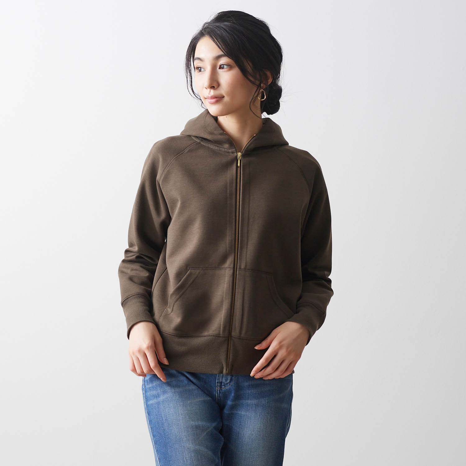 女っぽスウェットジップアップパーカ【累計販売20万枚突破】|通販のベルメゾンネット 女っぽスウェットジップアップパーカ【累計販売20万枚突破】|通販のベルメゾンネット