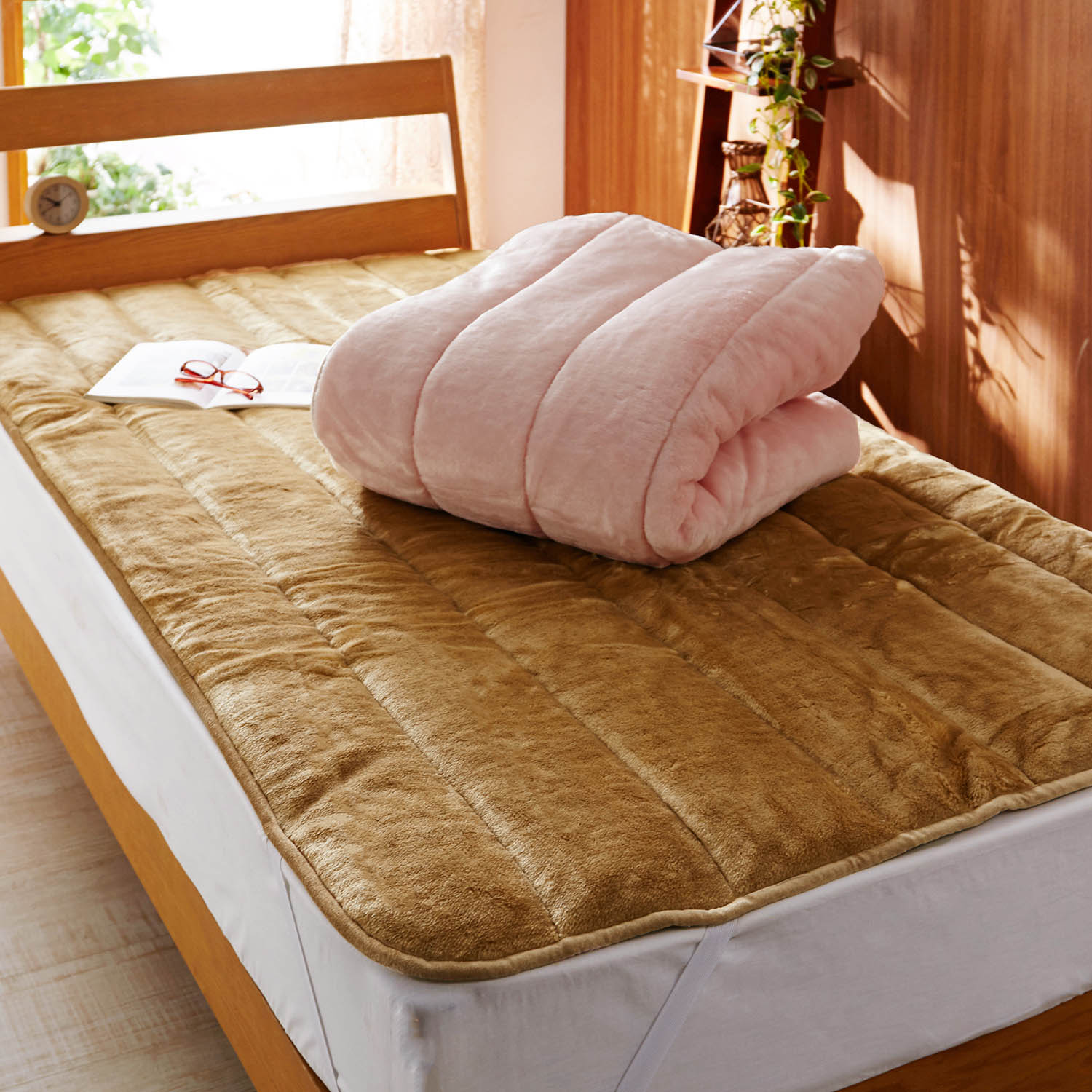 【ベルメゾン】吸湿発熱あったか敷きパッド