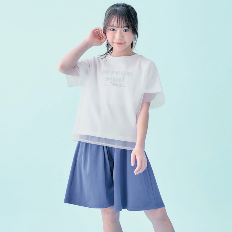 グレイッシュブルー／モデル身長145cm・サイズ140