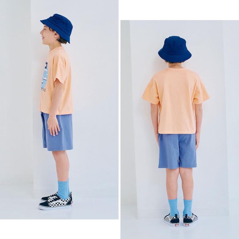 グレイッシュブルー（新タイプ）／モデル身長130cm・130サイズ着用