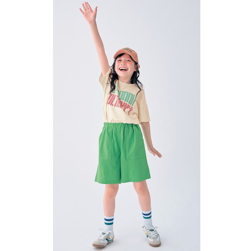 グリーン（新タイプ）／モデル身長129.5cm・サイズ130