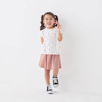 スモーキーピンク（旧タイプ）／モデル身長107cm・サイズ110