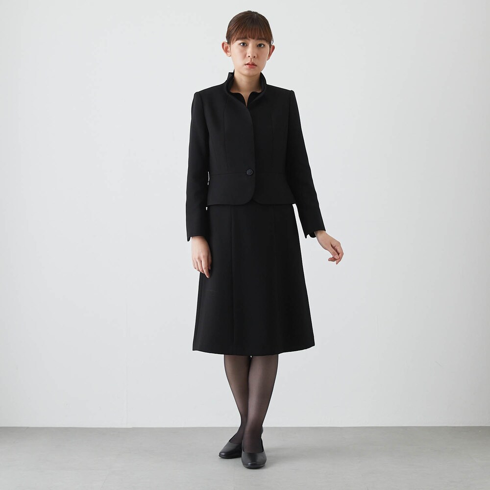 モデル身長170cm･9ARサイズ着用