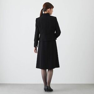モデル身長170cm･9ARサイズ着用