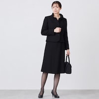 モデル身長165cm･9ARサイズ着用