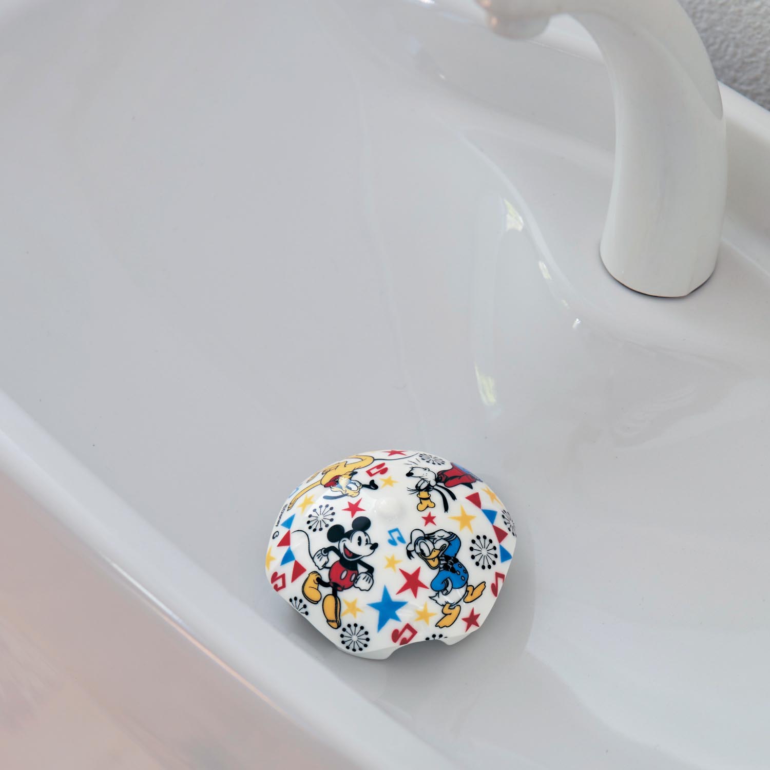 有田焼の排水口アンブレラカバー ディズニー Disney 通販のベルメゾンネット 有田焼の排水口アンブレラカバー ディズニー Disney 通販のベルメゾンネット