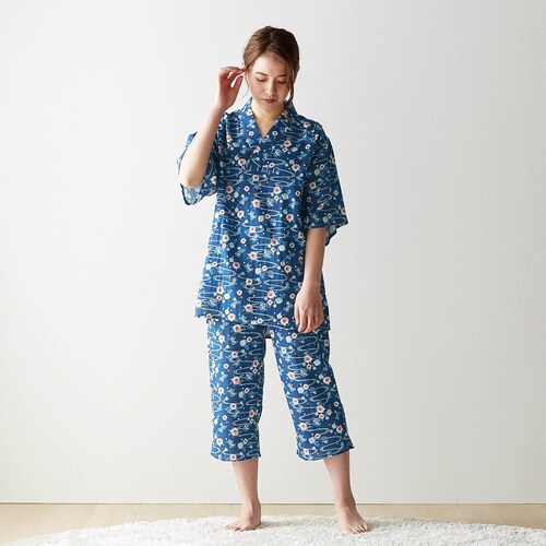 【8月17日までタイムセール】 綿１００％ダブルガーゼかぶり甚平パジャマ（選べるキャラクター）
