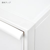 変形を防ぐため枠に頑丈な素材を採用
