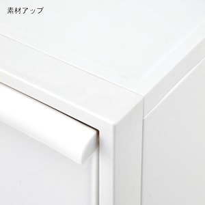変形を防ぐため枠に頑丈な素材を採用