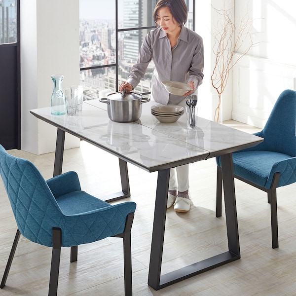 【ベルメゾン】傷・汚れに強い!セラミック天板のダイニングテーブル