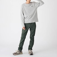 カーキ／モデル身長152cm・150サイズ着用