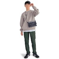 カーキ／モデル身長157cm・サイズ160