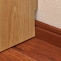 巾木よけがあるので壁にぴったり設置できます