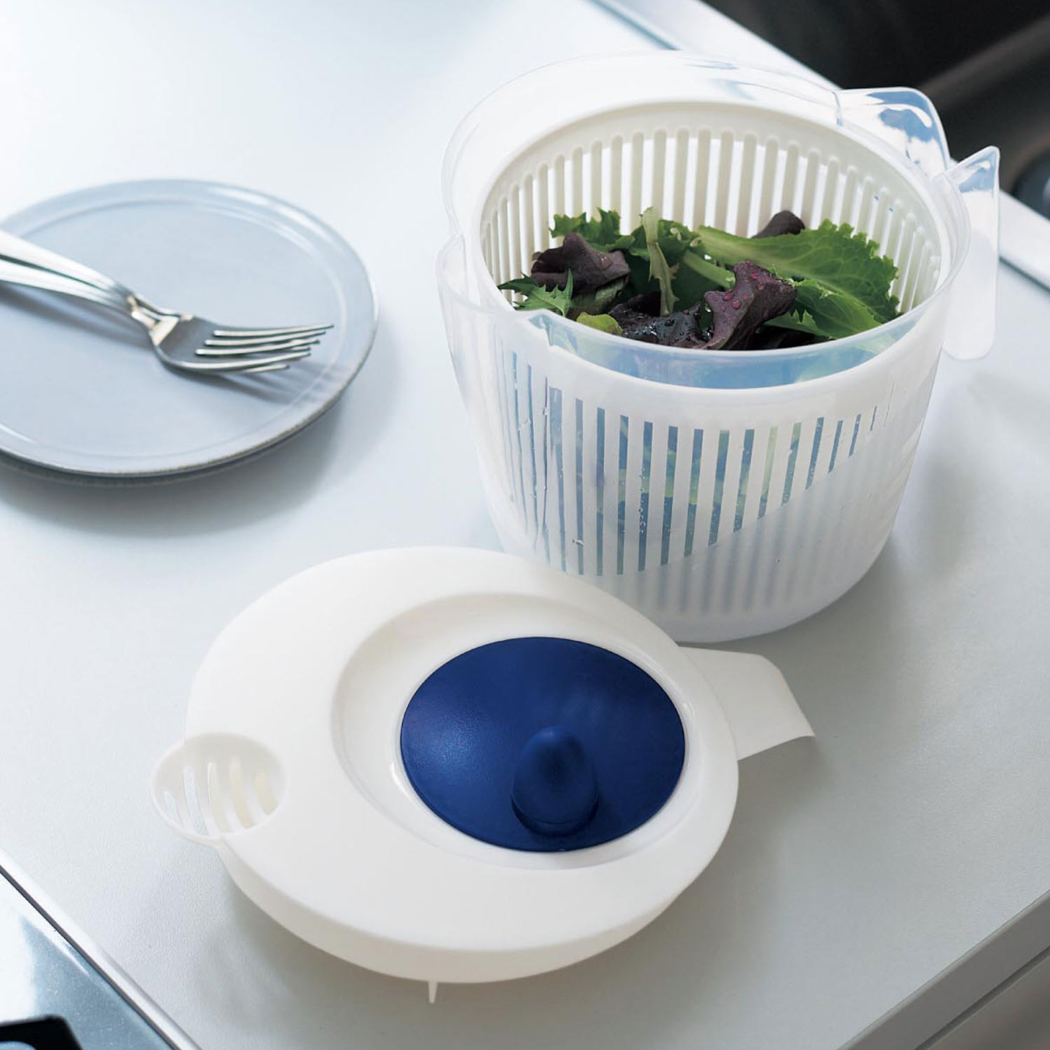 【4月9日までまとめてお得】 目盛り機能付きコンパクトサラダスピナー 【野菜の水切りを簡単に素早く】(シェアウィズクリハラハルミ/share with Kurihara harumi) 【4月9日までまとめてお得】 目盛り機能付きコンパクトサラダスピナー 【野菜の水切りを簡単に素早く】(シェアウィズクリハラハルミ/share with Kurihara harumi)