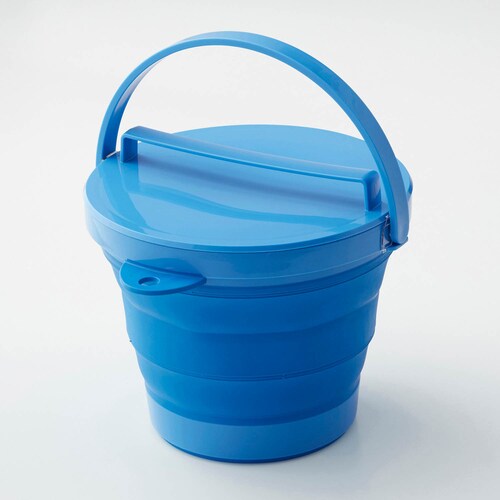 たためる樹脂のフタ付きバケツ＜８Ｌ＞