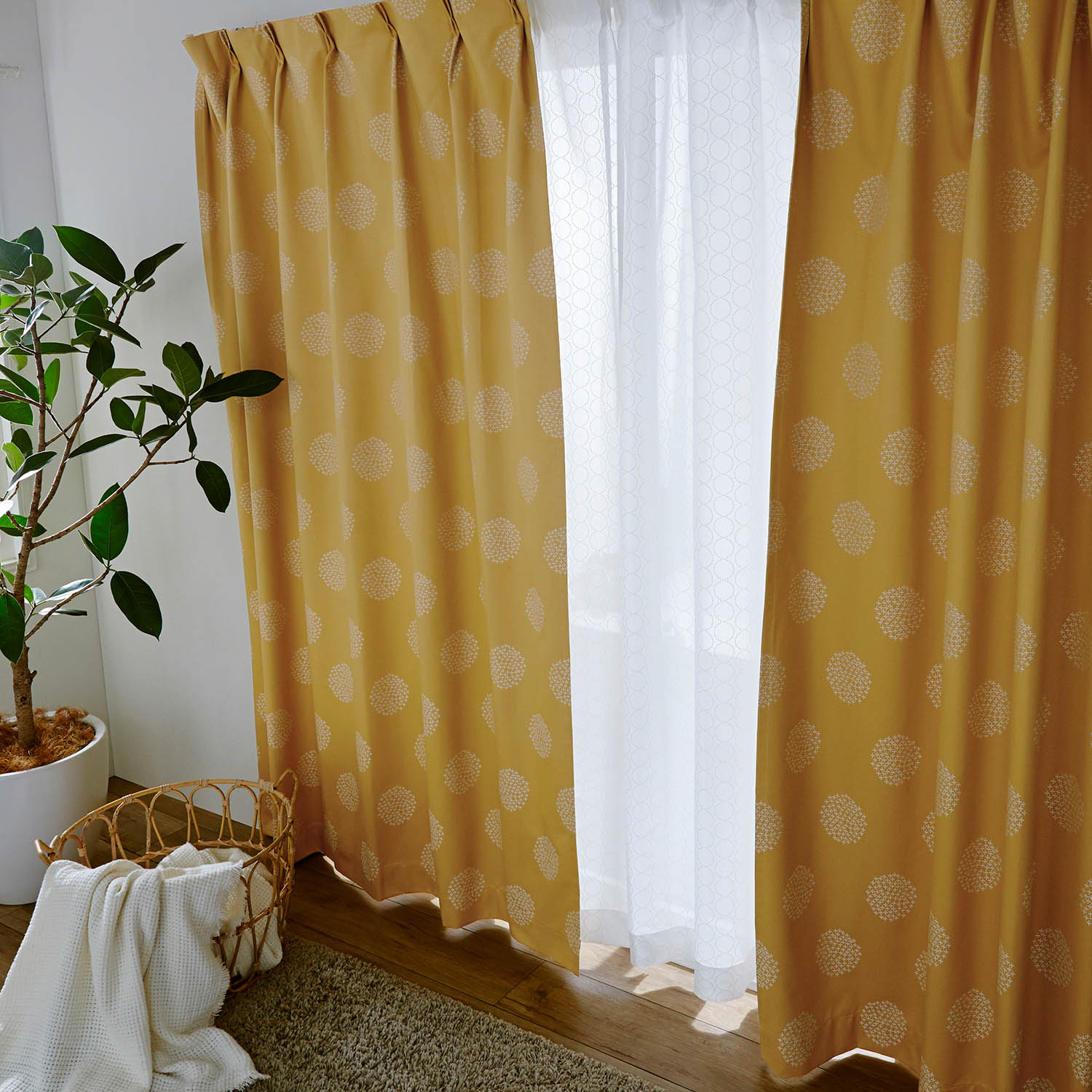 58サイズ 裏面コーティングの刺し子デザインの遮光 遮熱 防音カーテン 2枚組 1枚 通販のベルメゾンネット 58サイズ 裏面コーティングの刺し子デザインの遮光 遮熱 防音カーテン 2枚組 1枚 通販のベルメゾンネット