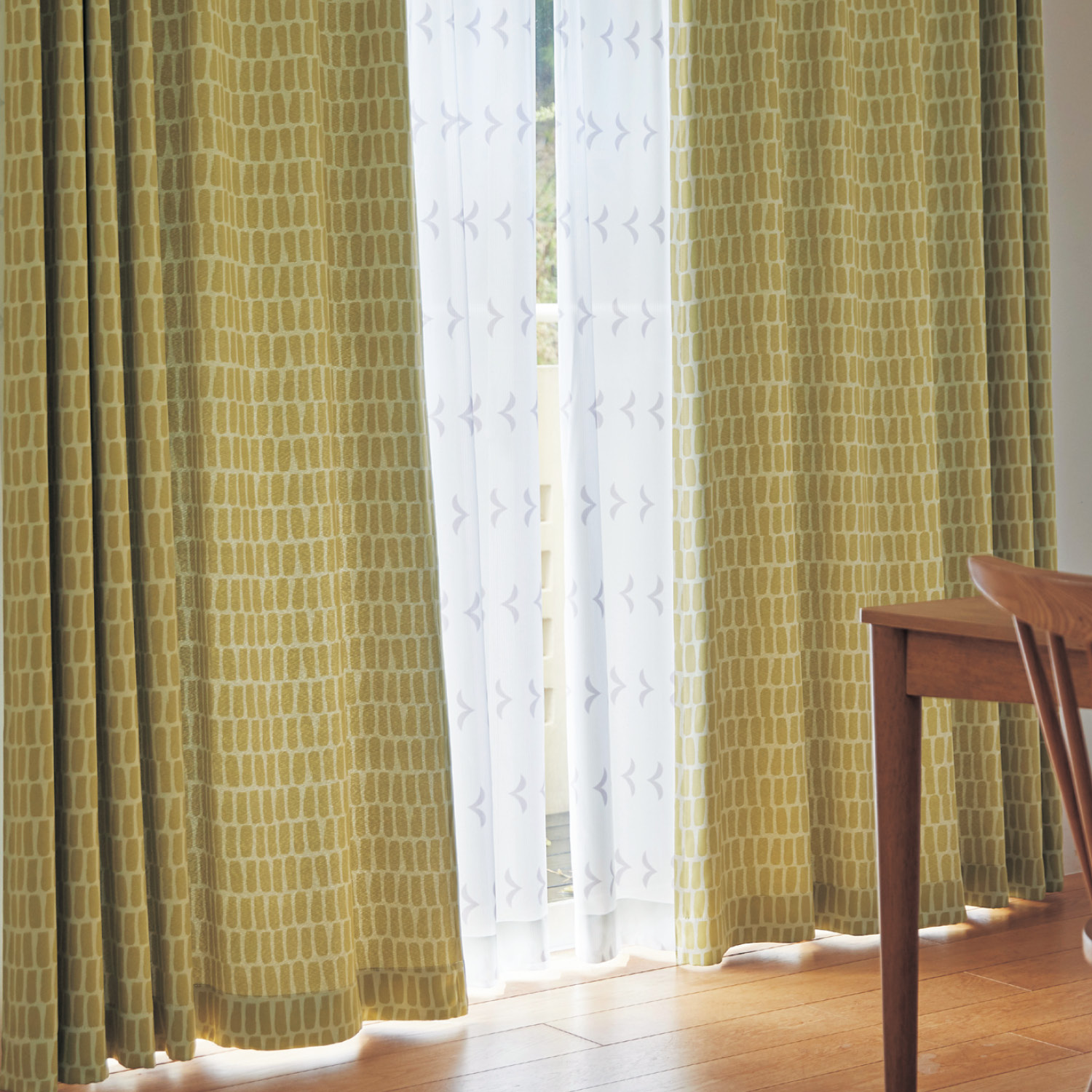 【ベルメゾン】【カーテンセット】 シンプル北欧調の遮光・遮熱カーテン & UVカット・遮熱・ミラーレースカーテンセット