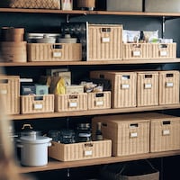 使用イメージ（別売の浅型ラタンバスケットと合わせて使用しています）
