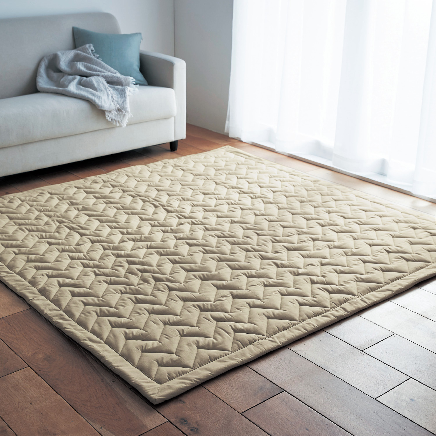 【BELLE MAISON DAYS】洗いをかけたやわらか綿素材の撥水キルトラグ