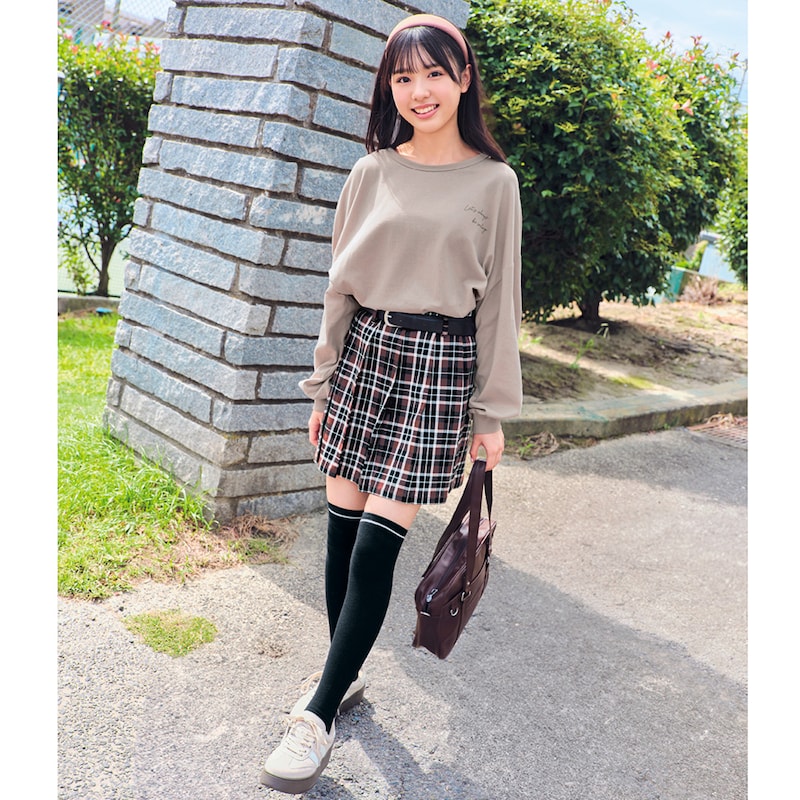 ダークグレーライン＆ブラックライン／モデル身長161cm・サイズJ-M