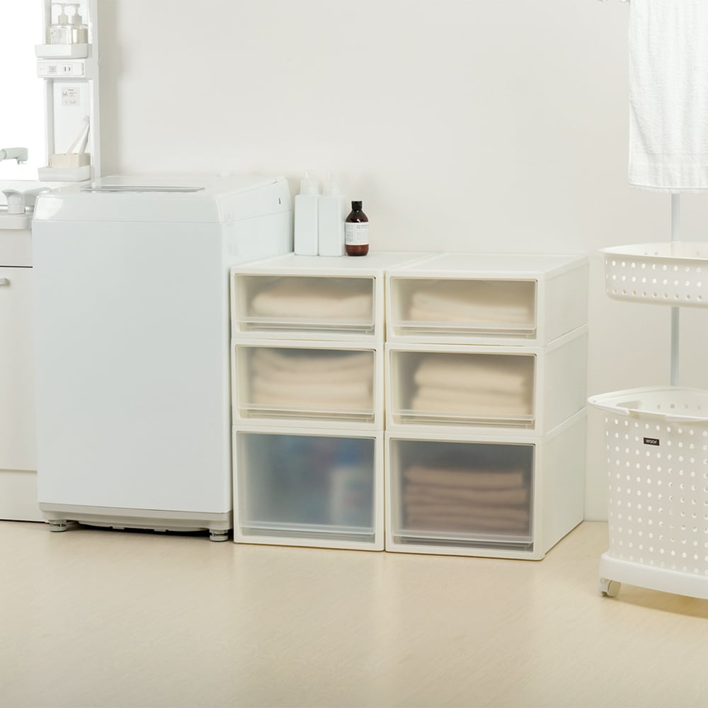使用例／クローゼット×高さ18cm・2個、高さ22cm・2個、高さ30cm・2個